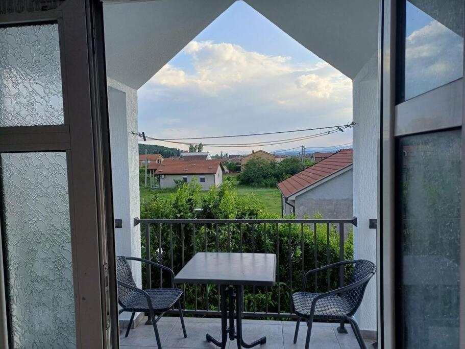 Apartamento Cozy, Fully Equipped, Free Parking&Wifi, Quiet, 2Bd Podgorica Exterior foto